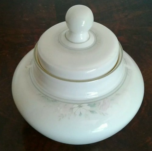 Rare royal doulton pattern - royal,
