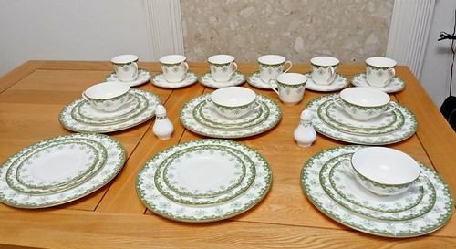 Rare royal doulton - royal, fine