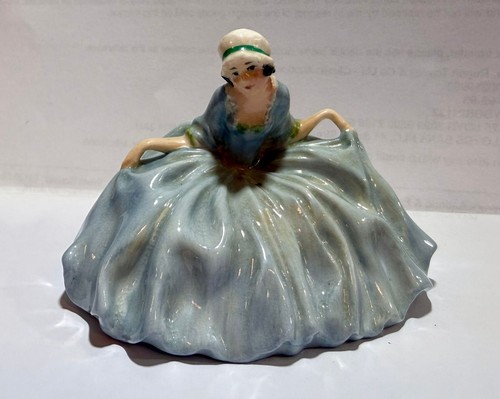 Rare royal doulton 698 - royal, hn