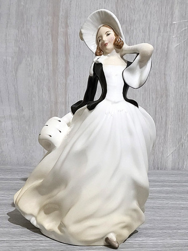 Royal doulton rare autumn - doulton,